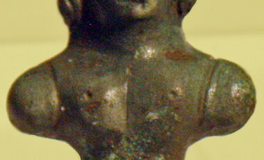 Bijou en bronze romain
